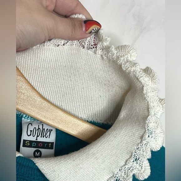 VINTAGE 90s Lace Collared Granny Pullover Floral Sweatshirt -H26 - Picture 9 of 9